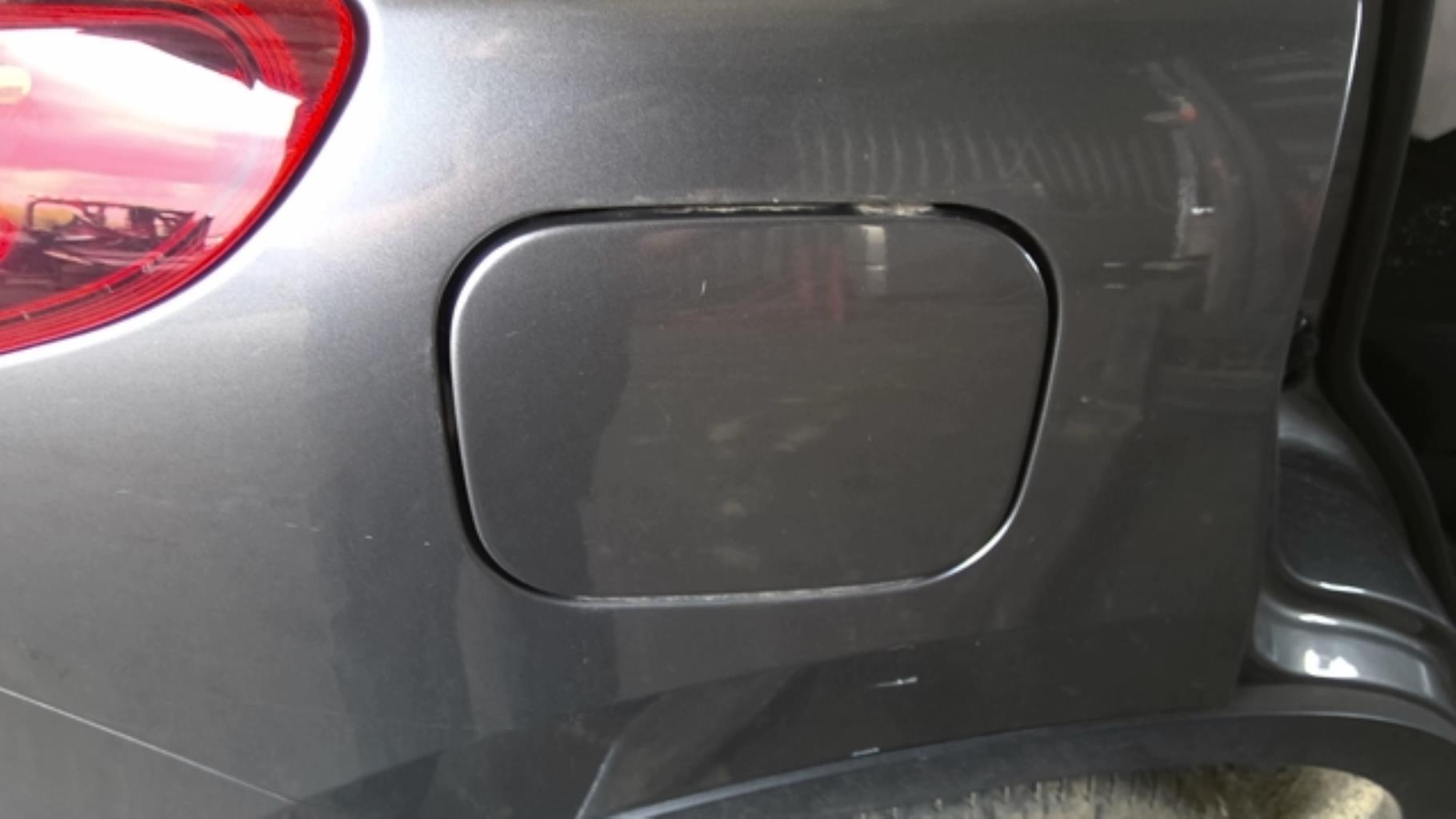 Sportello carburante NISSAN QASHQAI 2 PHASE 2 Diésel - 1