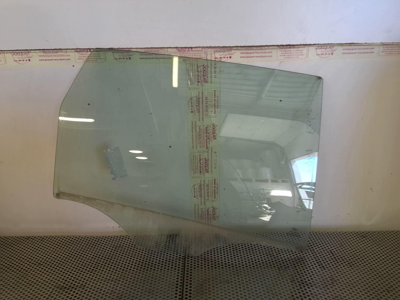 Vetro posteriore destro FORD FIESTA 5 PHASE 1 Gasolina - 1