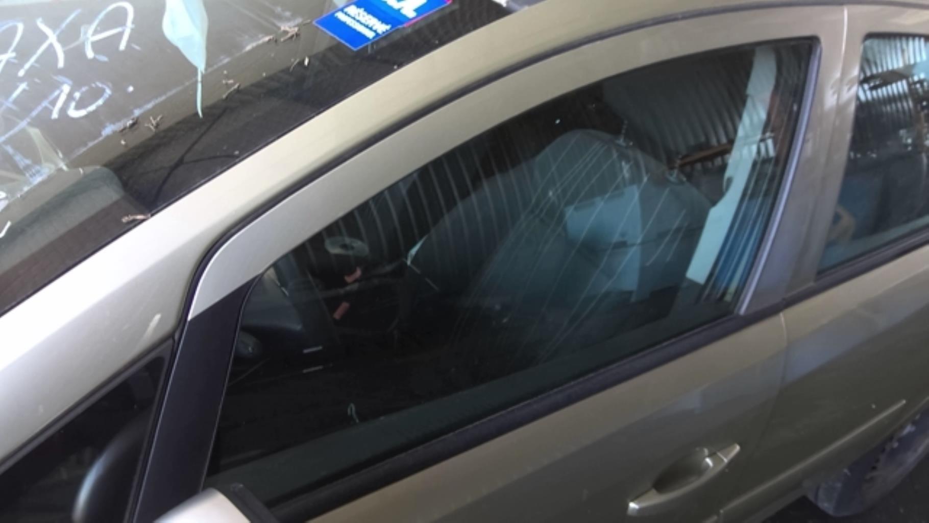 Vitre avant gauche OPEL CORSA D PHASE 1 Diesel - 1