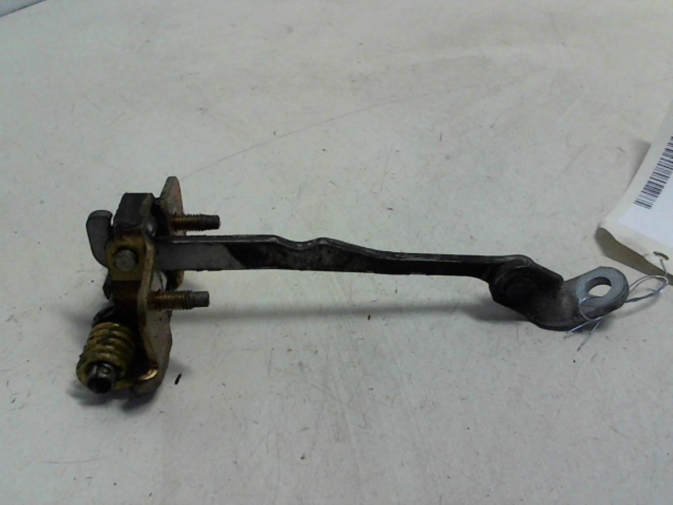 Arresto portiera posteriore sinistra RENAULT SCENIC 1 PHASE 1 Diésel - 1