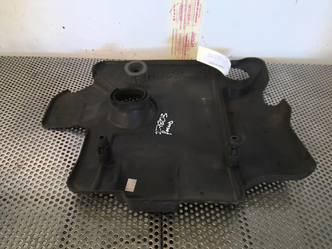 Cache moteur  FORD FOCUS 1  - 1