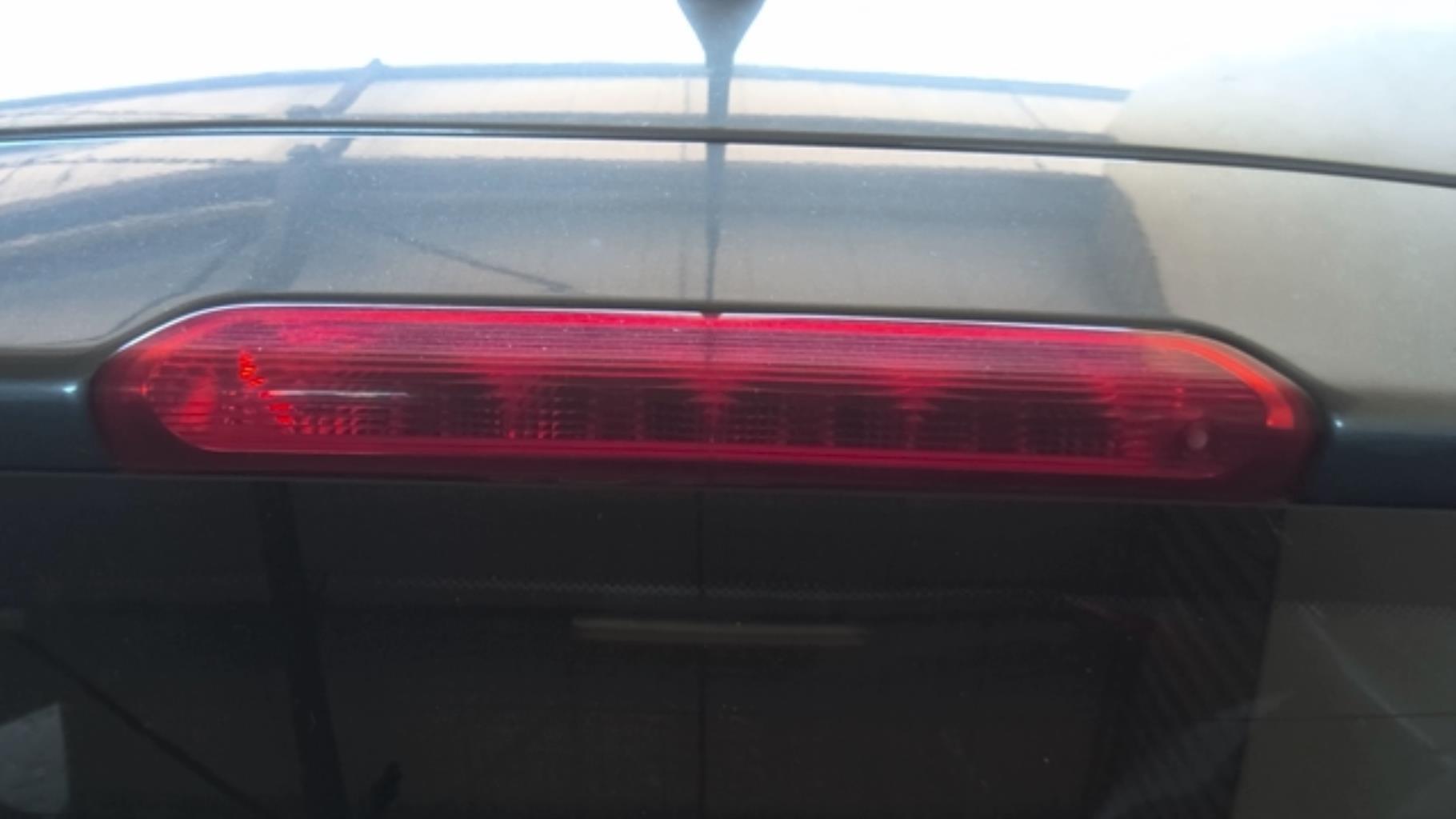 Luce stop centrale PEUGEOT 308 1 PHASE 1 Diésel - 1
