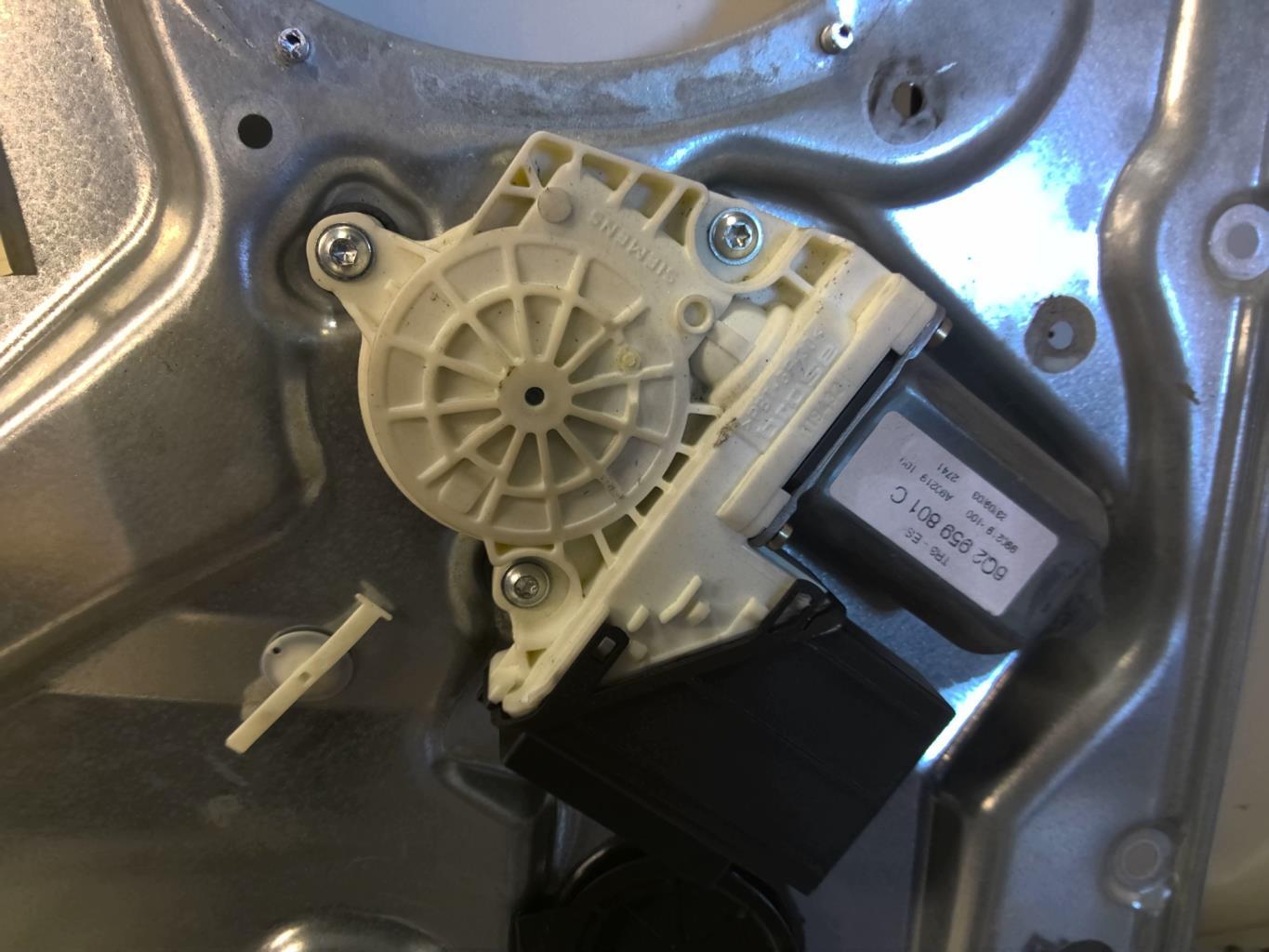 Alzacristalli elettrico anteriore destro SEAT IBIZA 3 PHASE 1 Diésel - 1