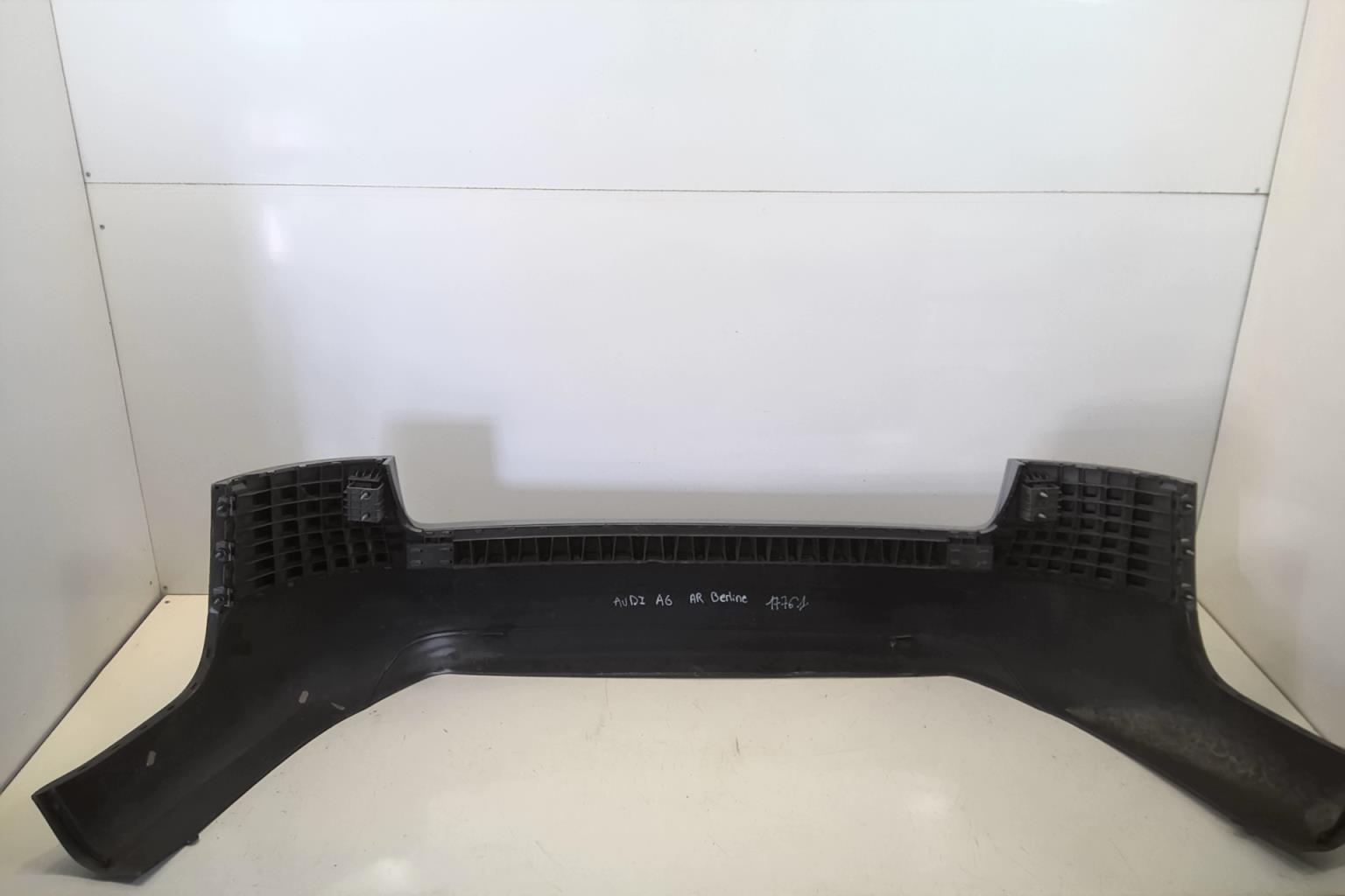 Pare choc arriere AUDI A6 1 Diesel - 1