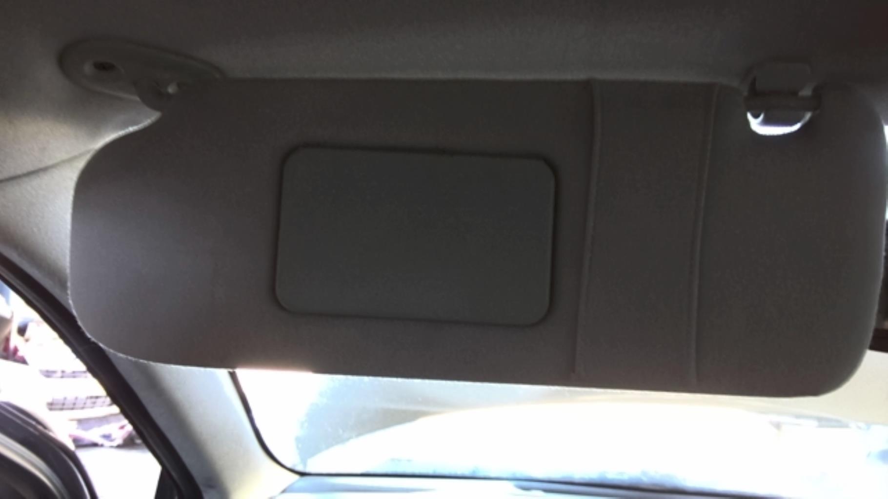 Visiera parasole sinistra TOYOTA COROLLA 10 PHASE 2 Diésel - 1