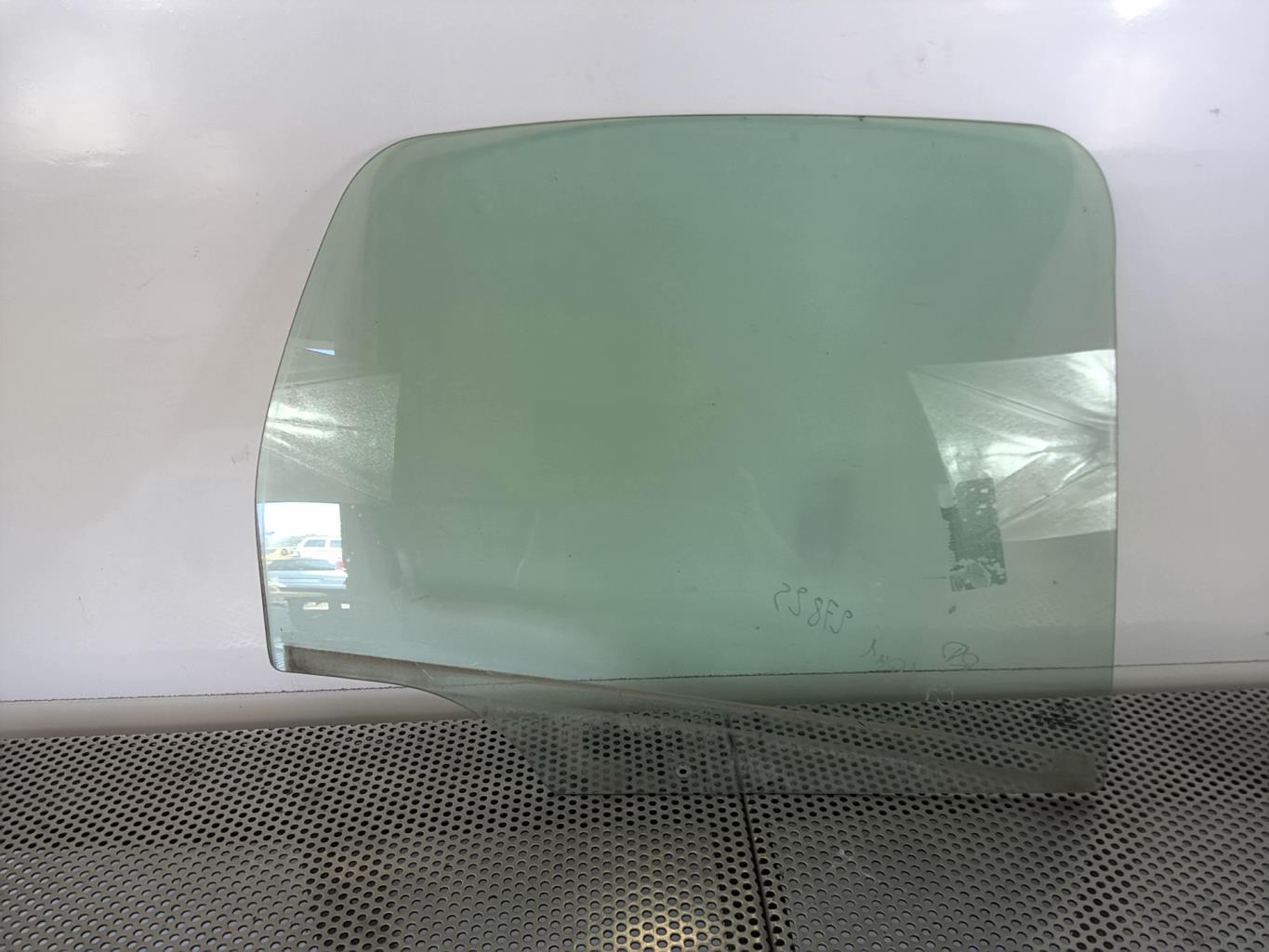 Vetro posteriore destro CITROEN C3 1 PHASE 1 Diésel - 1
