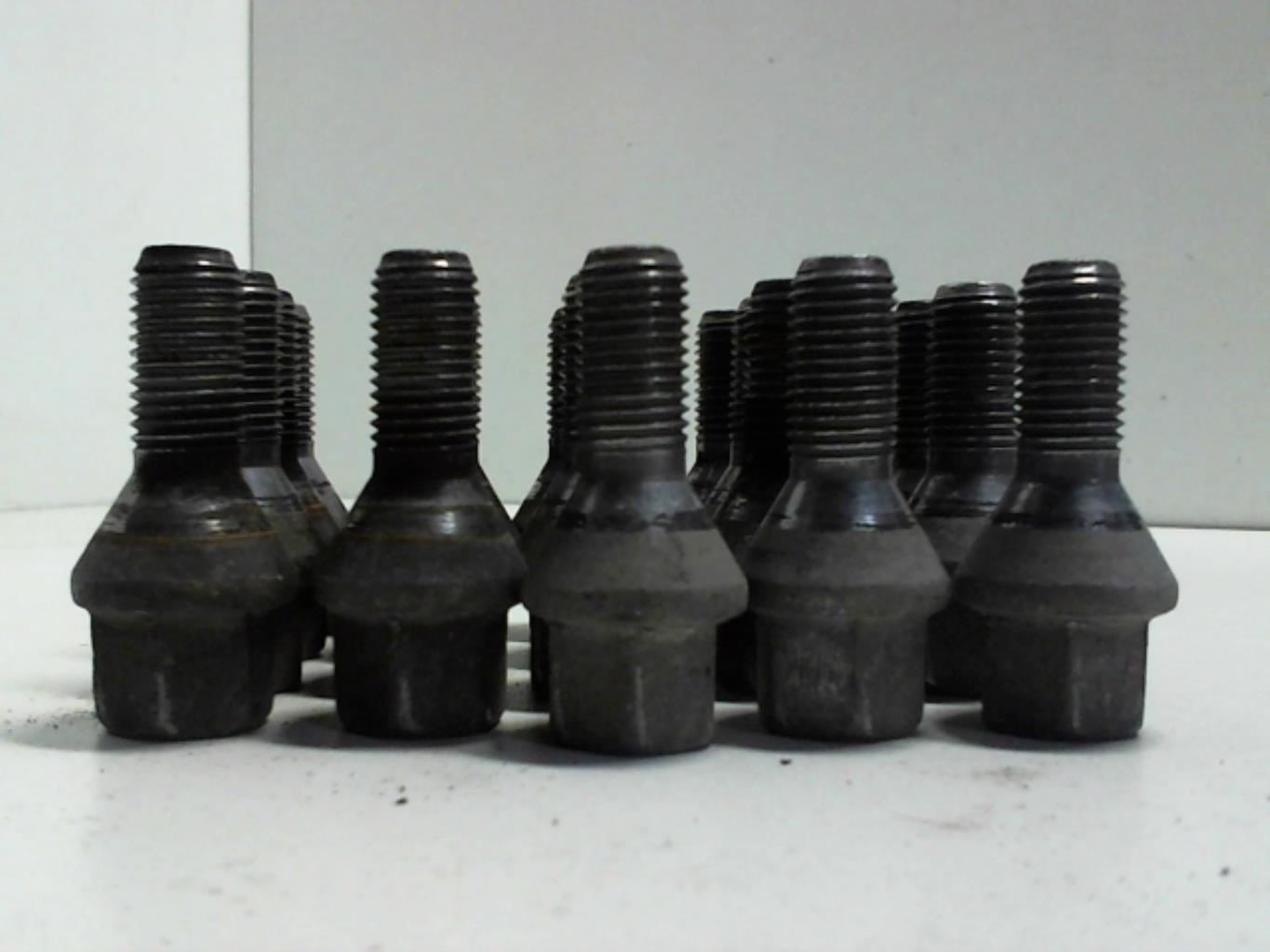 Ecrous NISSAN QASHQAI 2 PHASE 2 Essence - 1