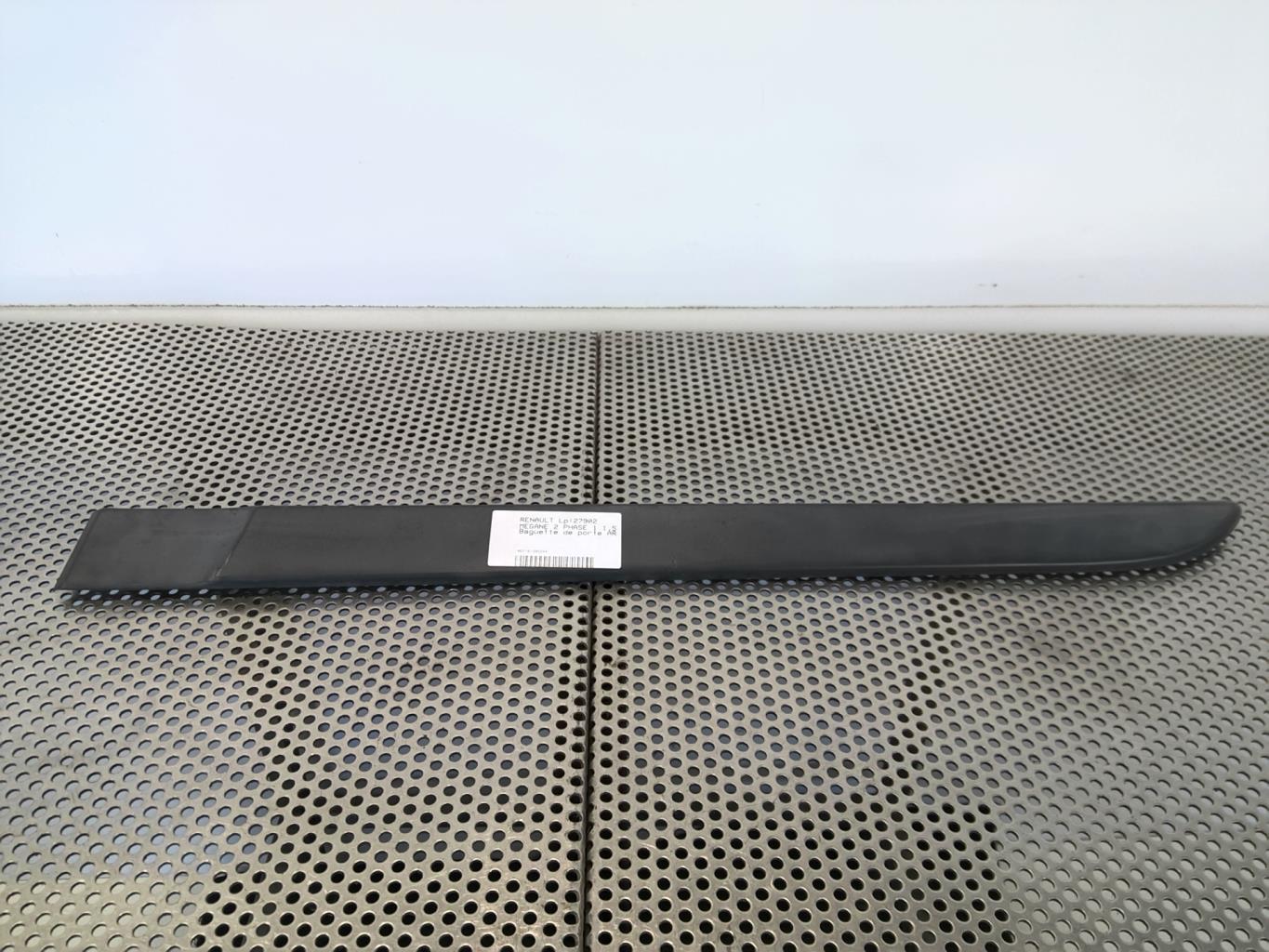 Modanatura portiera posteriore sinistra  RENAULT MEGANE 2 PHASE 1 Diésel - 1