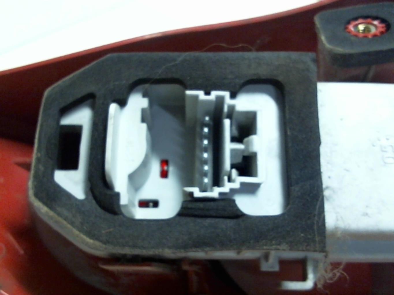 Fanale posteriore principale destro (luci) RENAULT CLIO 2 PHASE 2 Diésel - 1