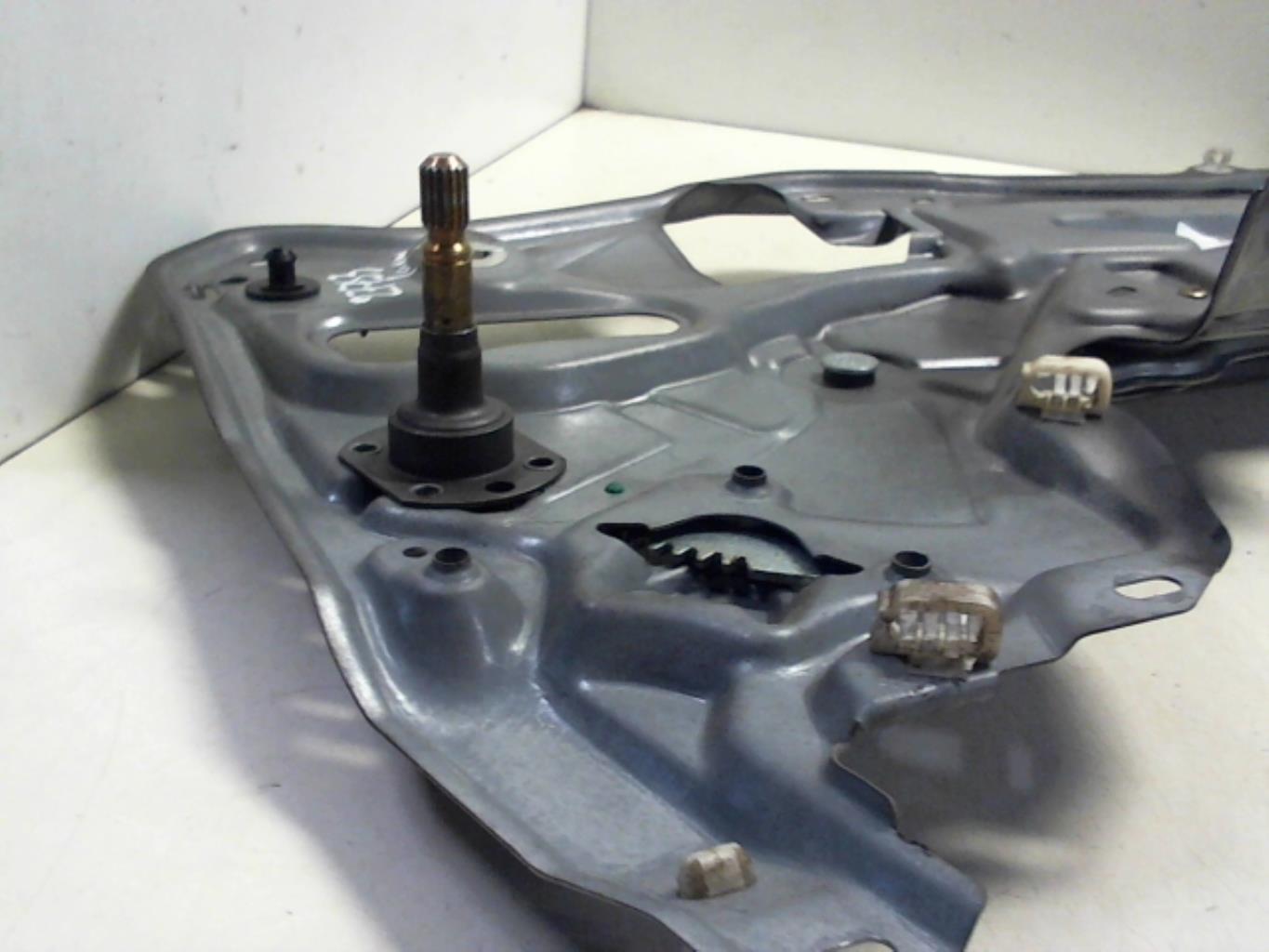 Alzacristalli manuale posteriore destro RENAULT LAGUNA 1 PHASE 2 Diésel - 1