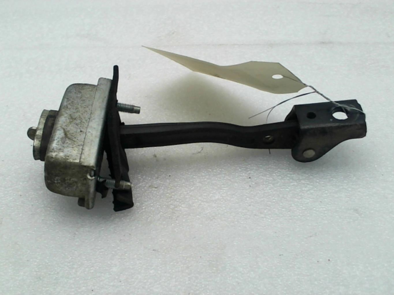 Arresto portiera posteriore sinistra FORD FOCUS 2 PHASE 1 Diésel - 1