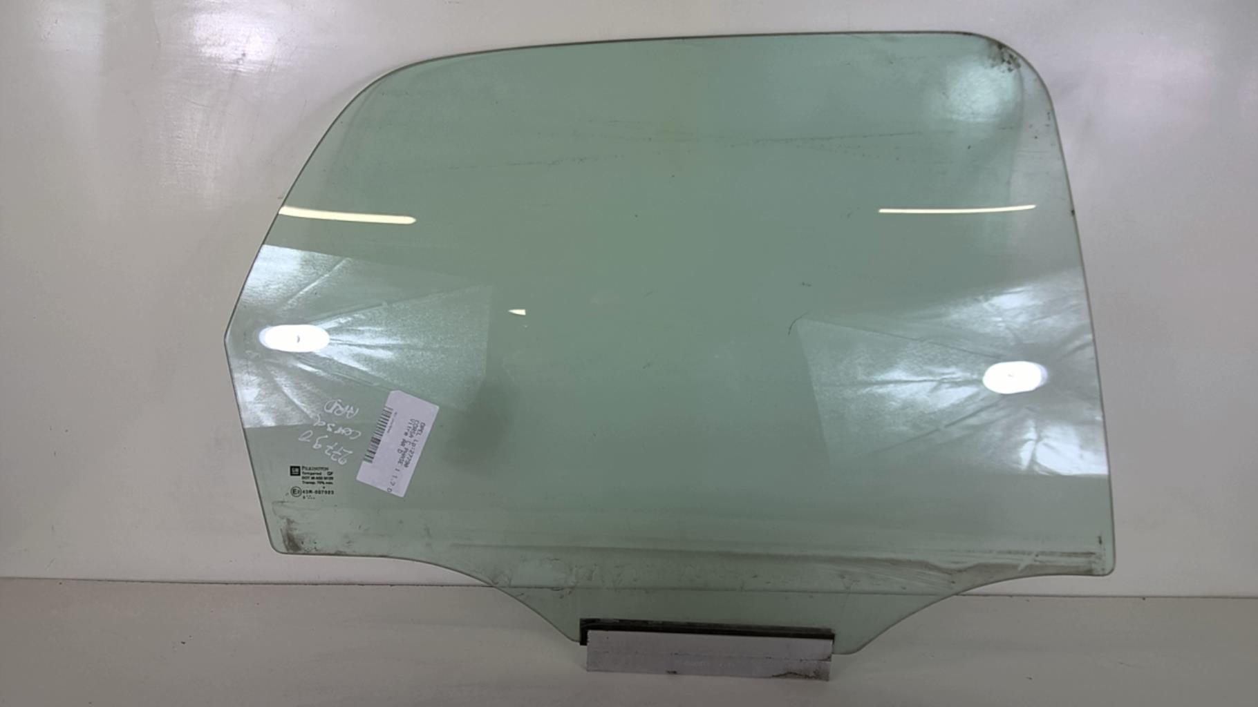 Vetro posteriore destro OPEL CORSA C PHASE 1 Diésel - 1