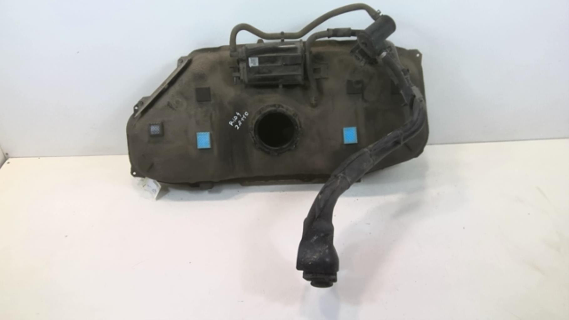 Reservoir KIA RIO 4 PHASE 1 Essence - 1