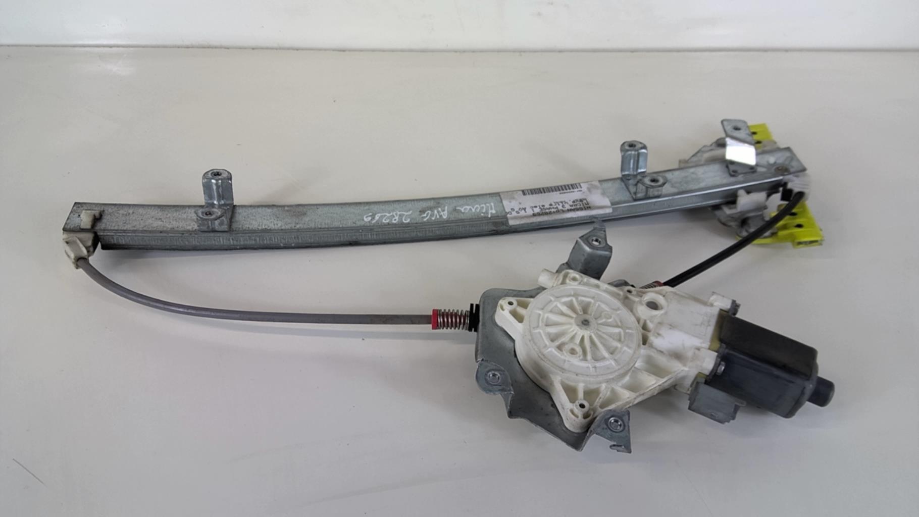 Alzacristalli elettrico anteriore sinistro NISSAN MICRA 3 PHASE 1 Diésel - 1