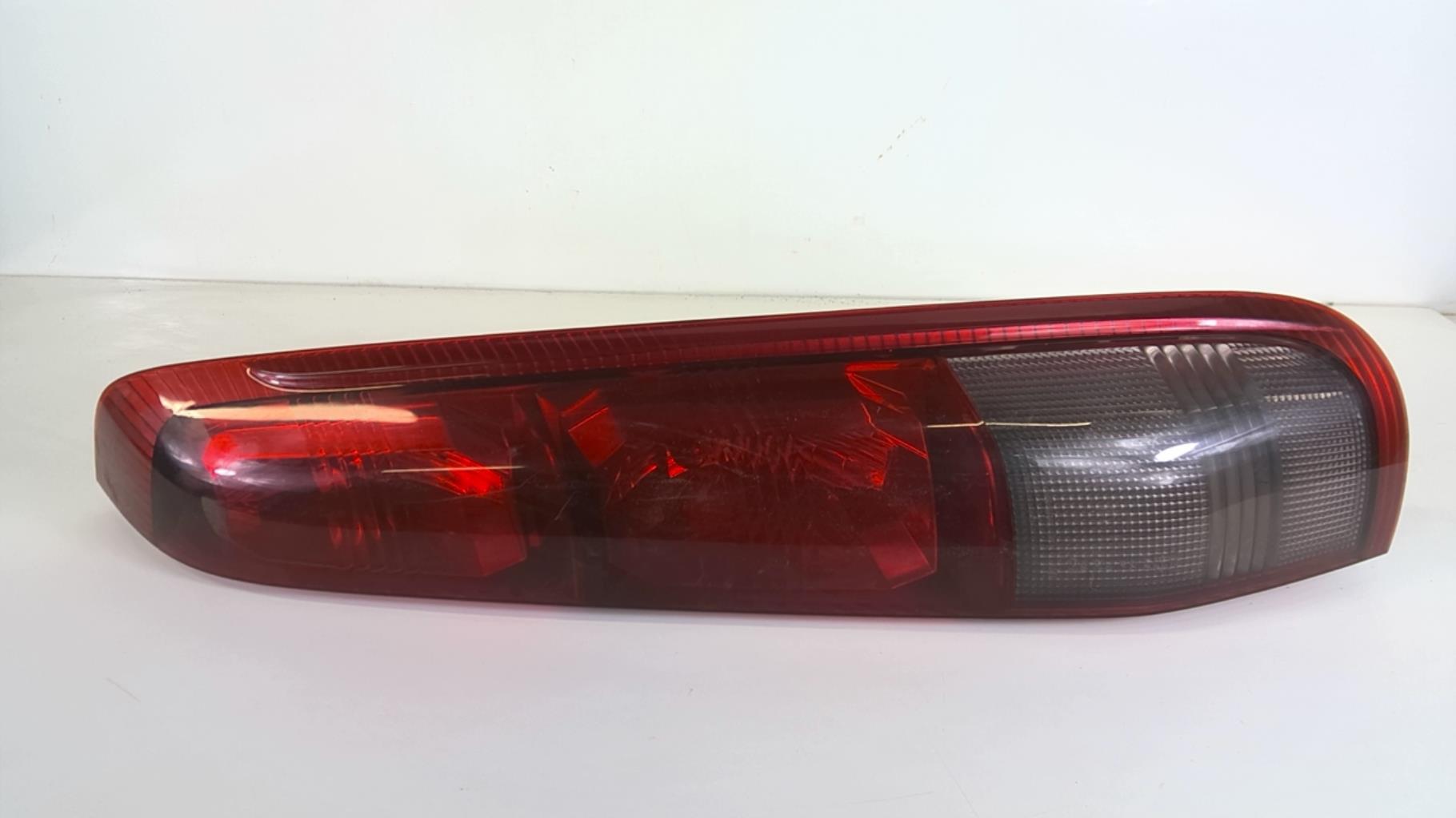 Fanale posteriore principale destro (luci) NISSAN X-TRAIL 1 PHASE 2 Diésel - 1