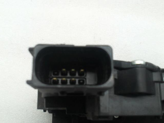 Serrure avant droit OPEL CORSA E Essence - 1