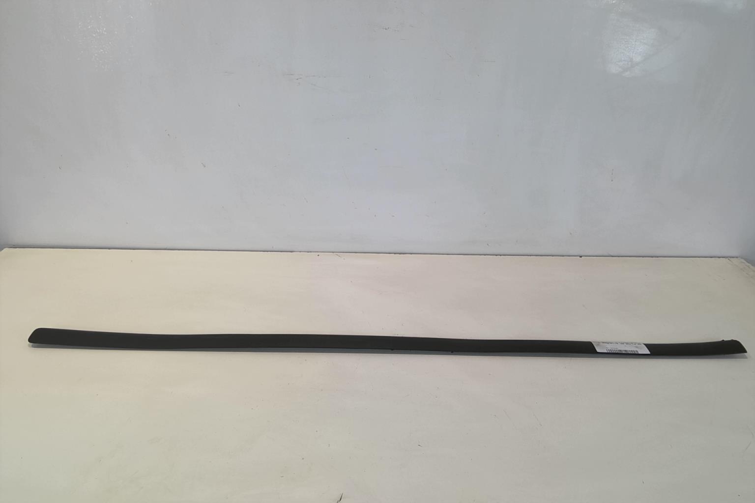 Modanatura portiera anteriore sinistra VOLKSWAGEN PASSAT 4 PHASE 2 Diésel - 1