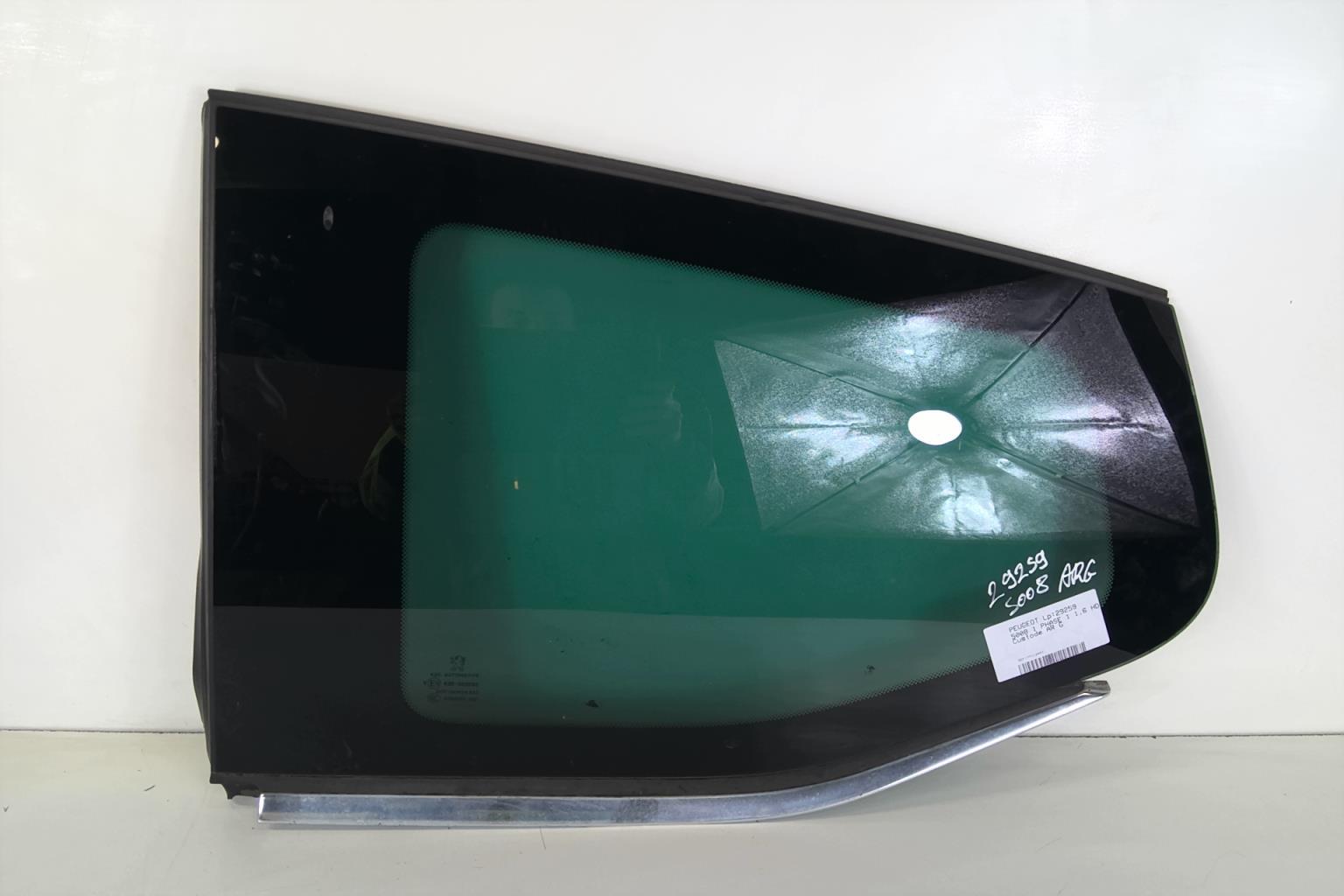 Ventanilla triangular trasera izquierda PEUGEOT 5008 1 PHASE 1 Diésel - 1