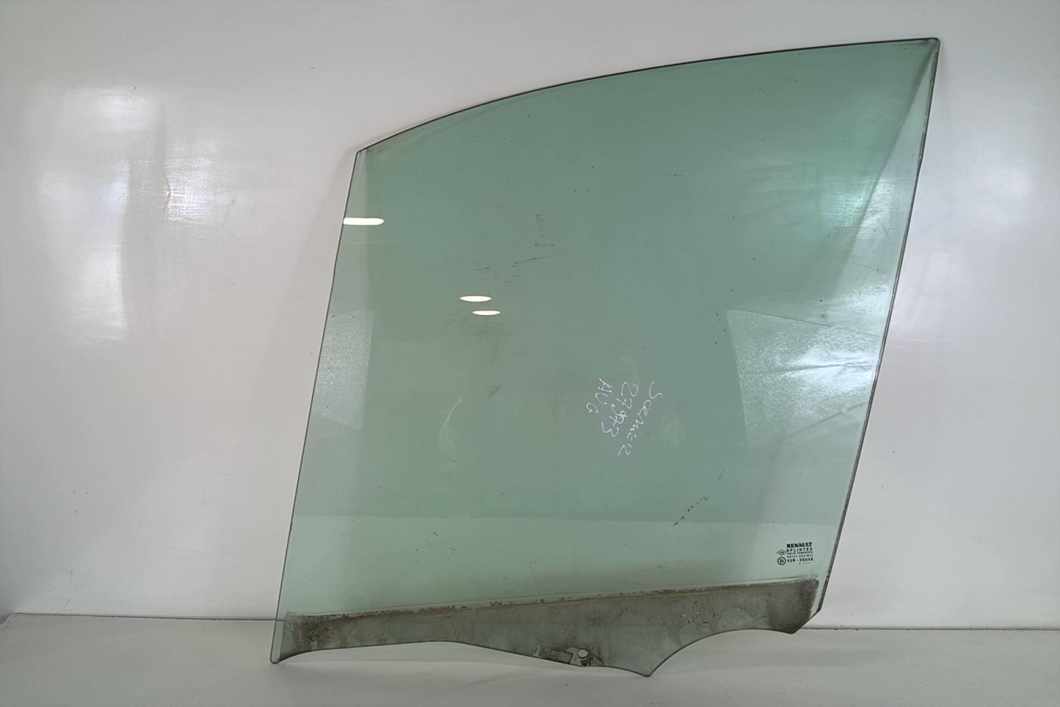 Vitre avant gauche RENAULT SCENIC 2 PHASE 2 Essence - 1