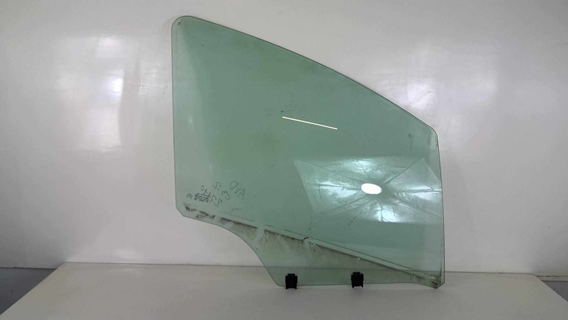 Vitre avant droit CITROEN C3 2 PHASE 1 Diesel - 1
