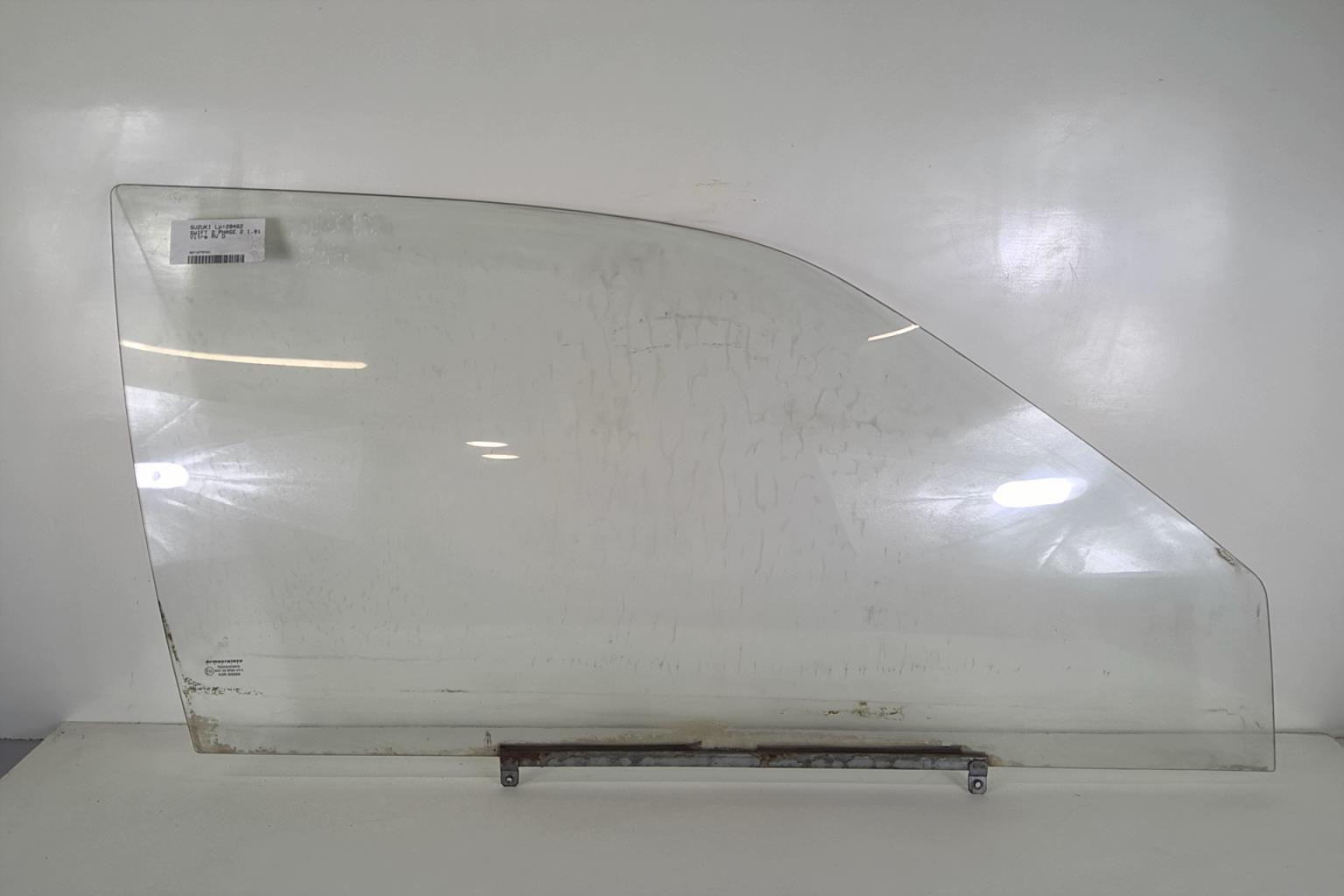 Vitre avant droit SUZUKI SWIFT 2 PHASE 2 Essence - 1