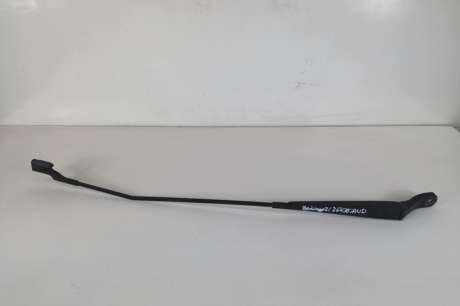 Braccio tergicristallo anteriore destro CITROEN BERLINGO 2 PHASE 1 Diésel - 1