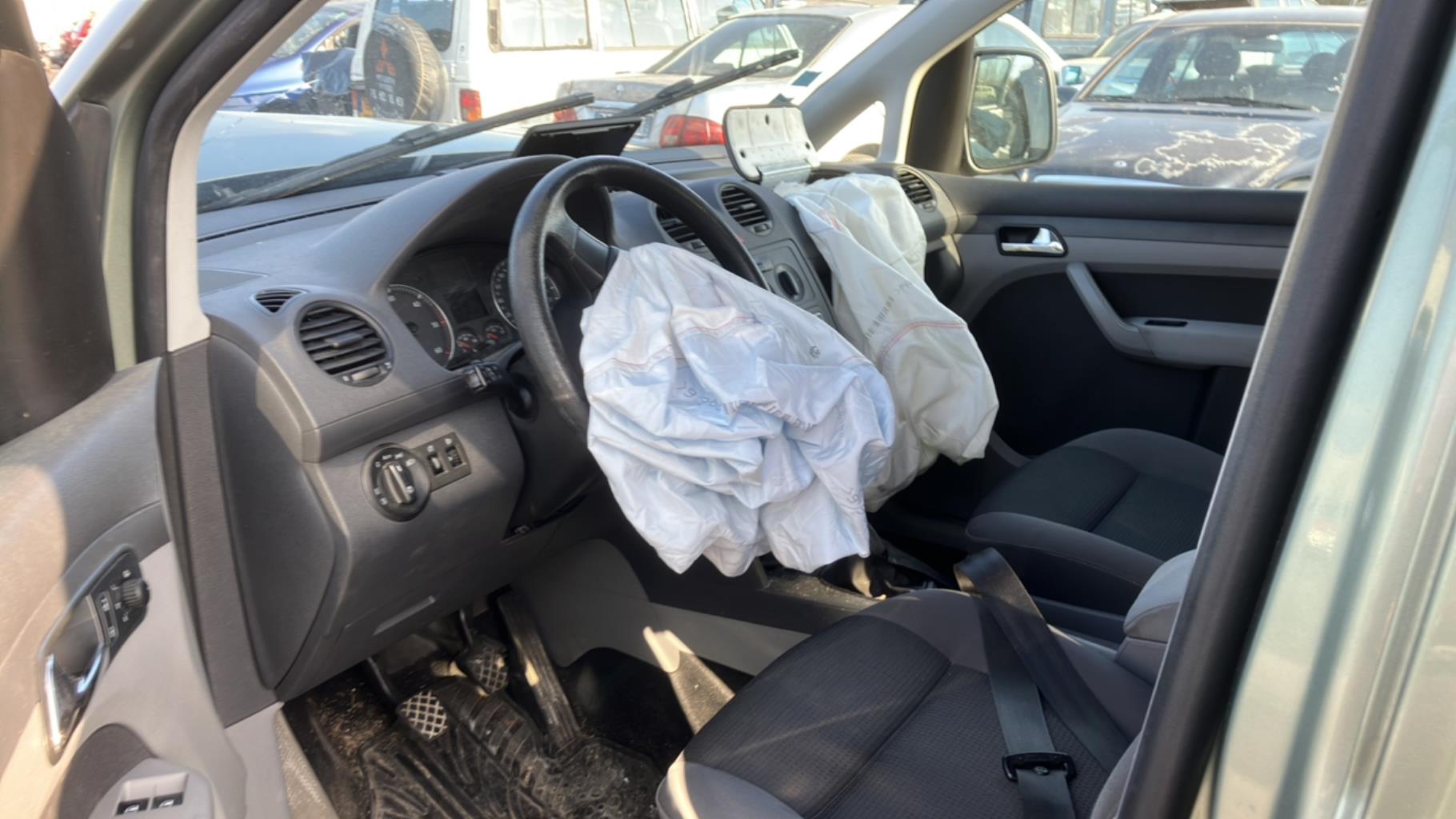 Cerniera portiera anteriore sinistra VOLKSWAGEN CADDY 3 PHASE 1 Diésel - 1