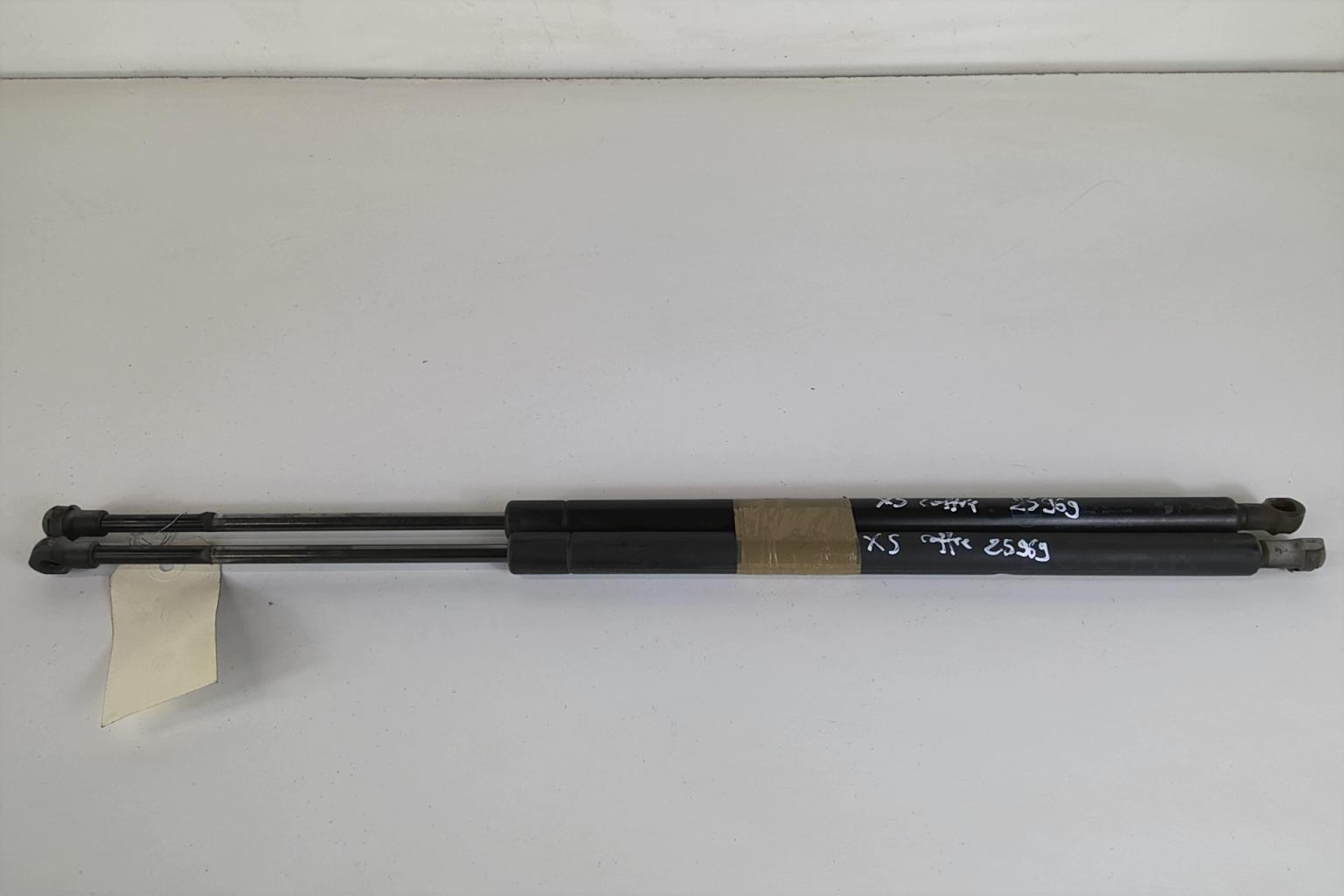 Verin de coffre BMW X5 E53 Diesel - 1