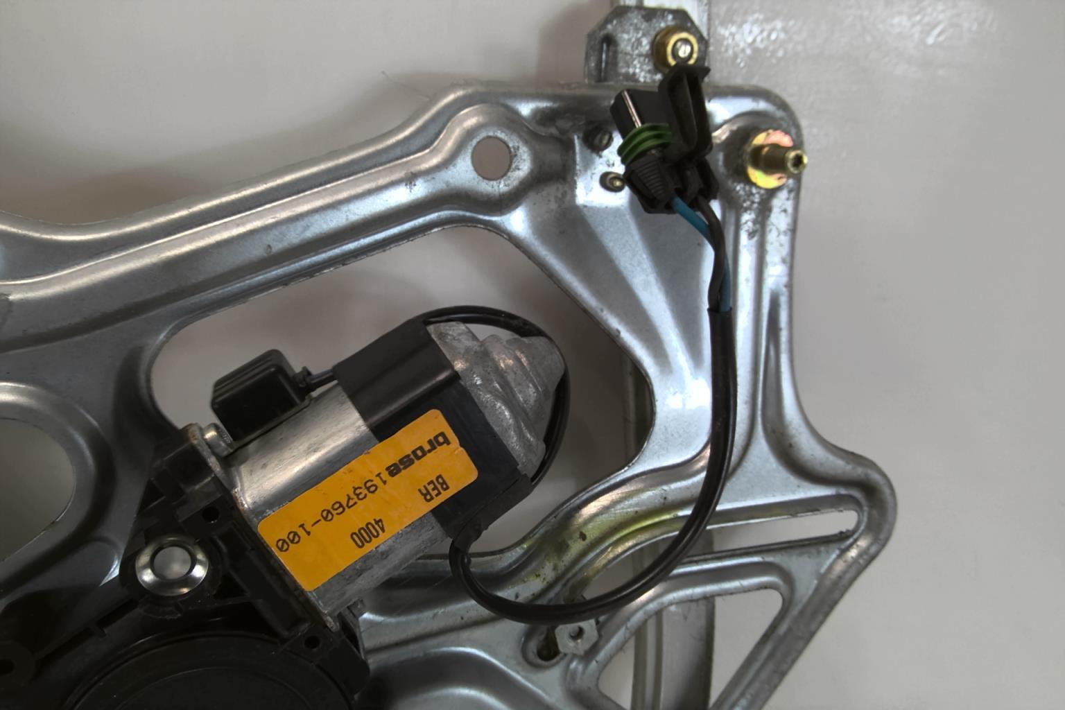 Alzacristalli elettrico posteriore sinistro OPEL ASTRA F CABRIOLET Gasolina - 1