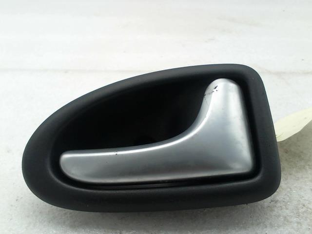 Maniglia interna posteriore destra RENAULT CLIO 2 PHASE 2 Gasolina - 1
