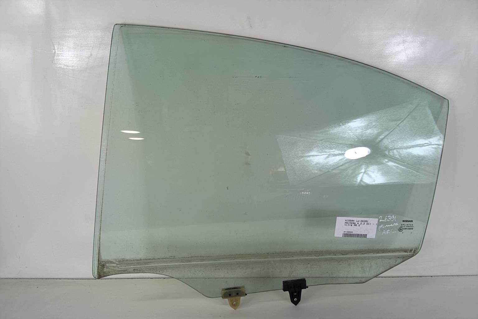 Vetro posteriore sinistro NISSAN PRIMERA 4 Diésel - 1
