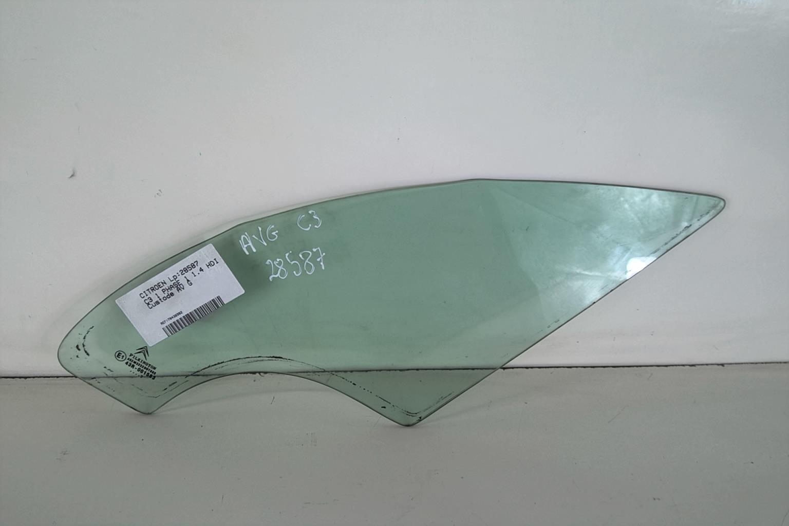 Custode avant gauche (porte) CITROEN C3 1 PHASE 1 Diesel - 1