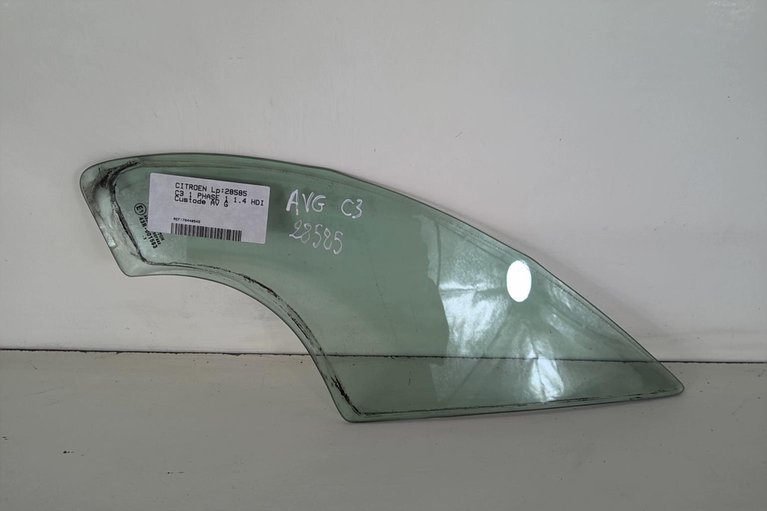Custode avant gauche (porte) CITROEN C3 1 PHASE 1 Diesel - 1