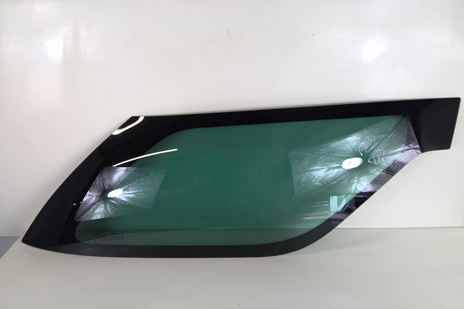 Ventanilla triangular trasera derecha CITROEN DS3 PHASE 1 Diésel - 1
