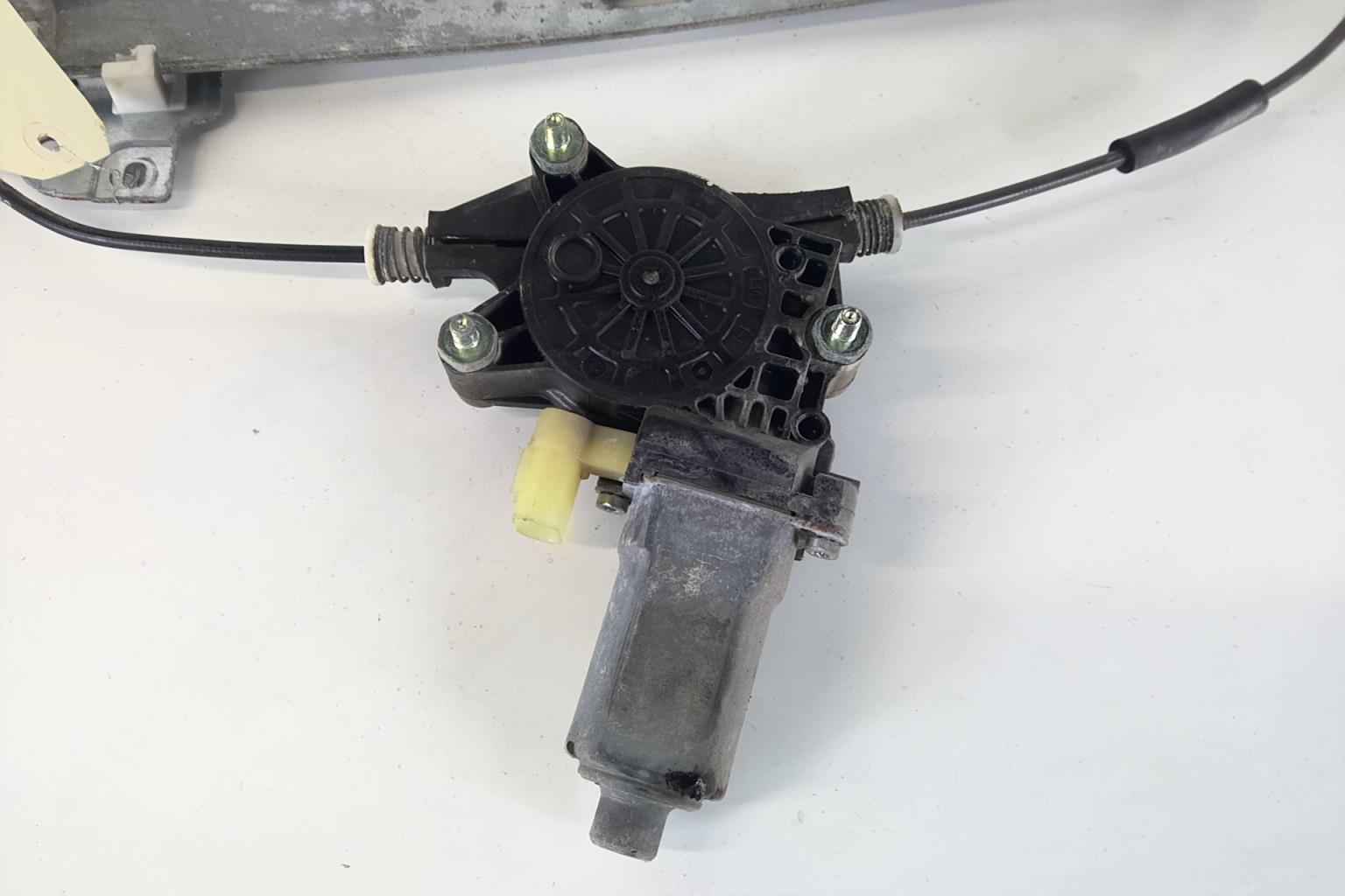Alzacristalli elettrico posteriore sinistro HYUNDAI ACCENT 3 Diésel - 1