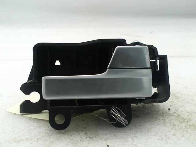 Maniglia interna posteriore destra FORD FOCUS 2 PHASE 2 BREAK Diésel - 1