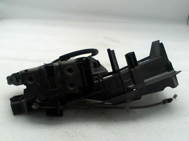 Serrure avant droit FORD FOCUS 2 PHASE 2 BREAK Diesel - 1