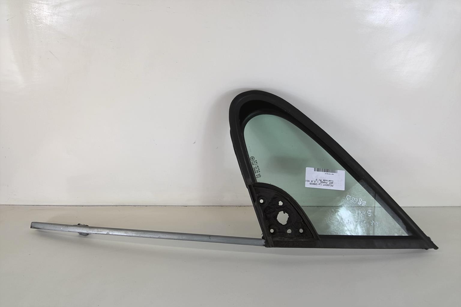 Ventanilla triangular delantera izquierda (puerta) PEUGEOT 307 PHASE 1 Diésel - 1