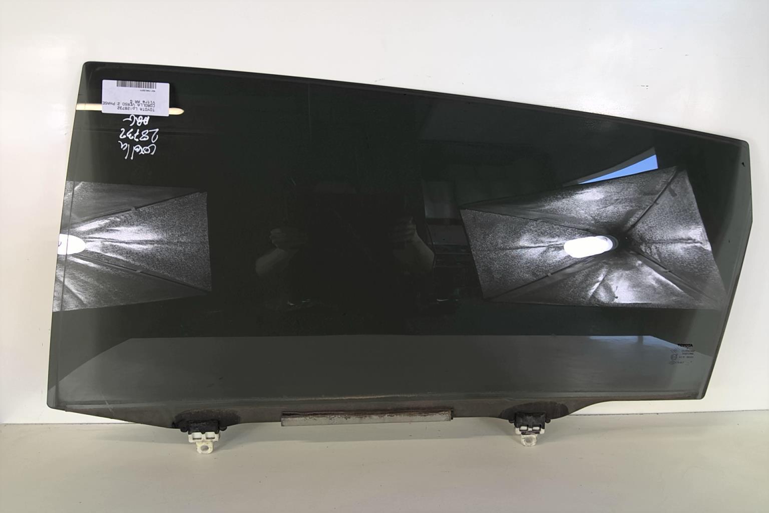 Vetro posteriore sinistro TOYOTA COROLLA VERSO 2 PHASE 1 Diésel - 1