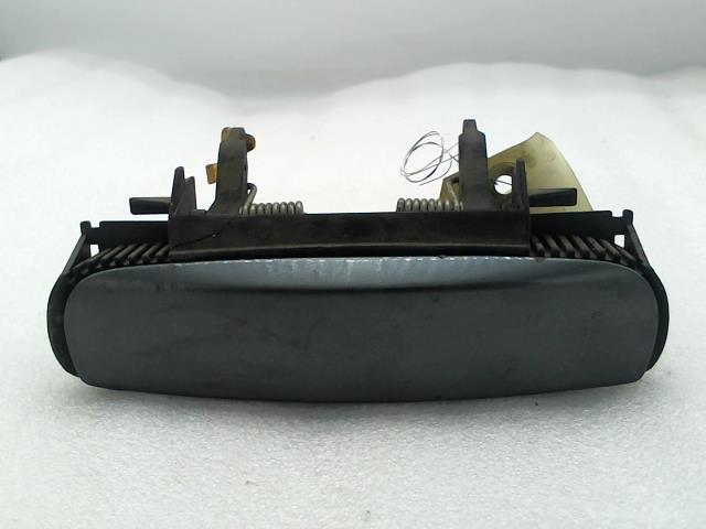 Maniglia portiera posteriore destra AUDI A4 2 PHASE 1 Diésel - 1