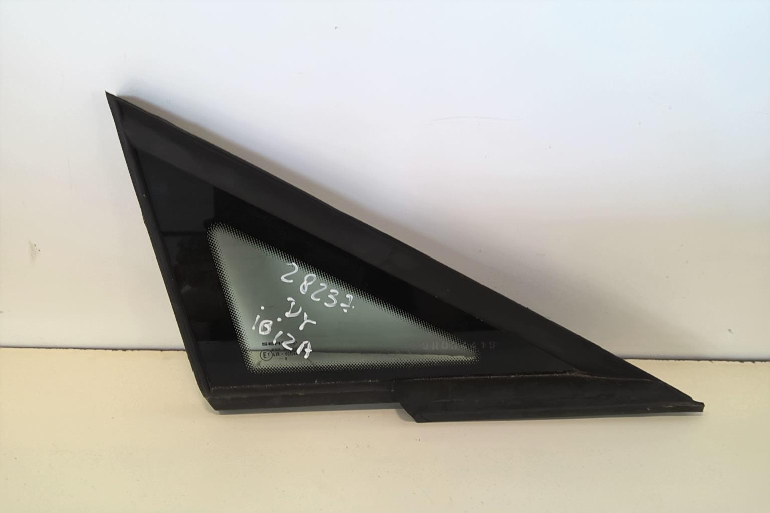 Ventanilla triangular SEAT IBIZA 4  - 1