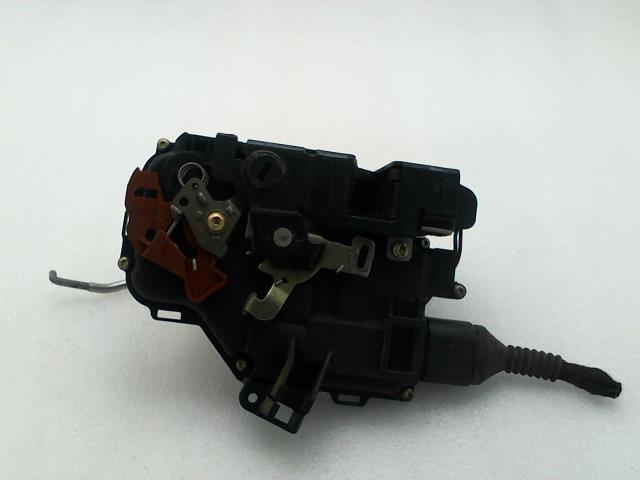 Serrure arriere droit AUDI A4 2 AVANT PHASE 1 BREAK Diesel - 1