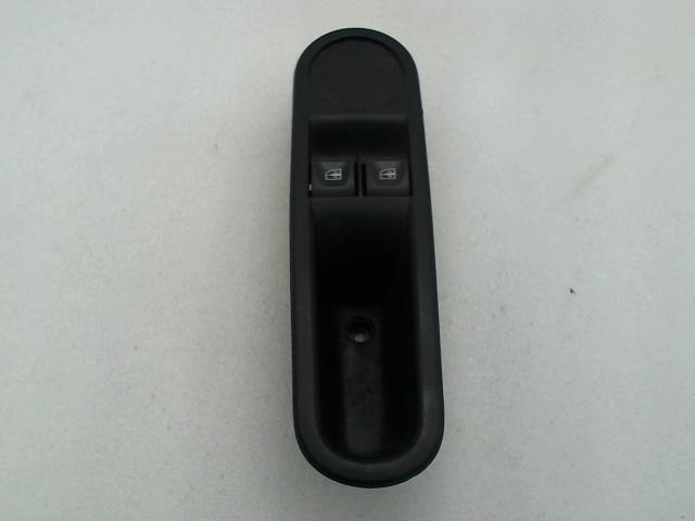 Interruttore lavacristalli anteriore sinistro RENAULT TWINGO 3 PHASE 1 Gasolina - 1