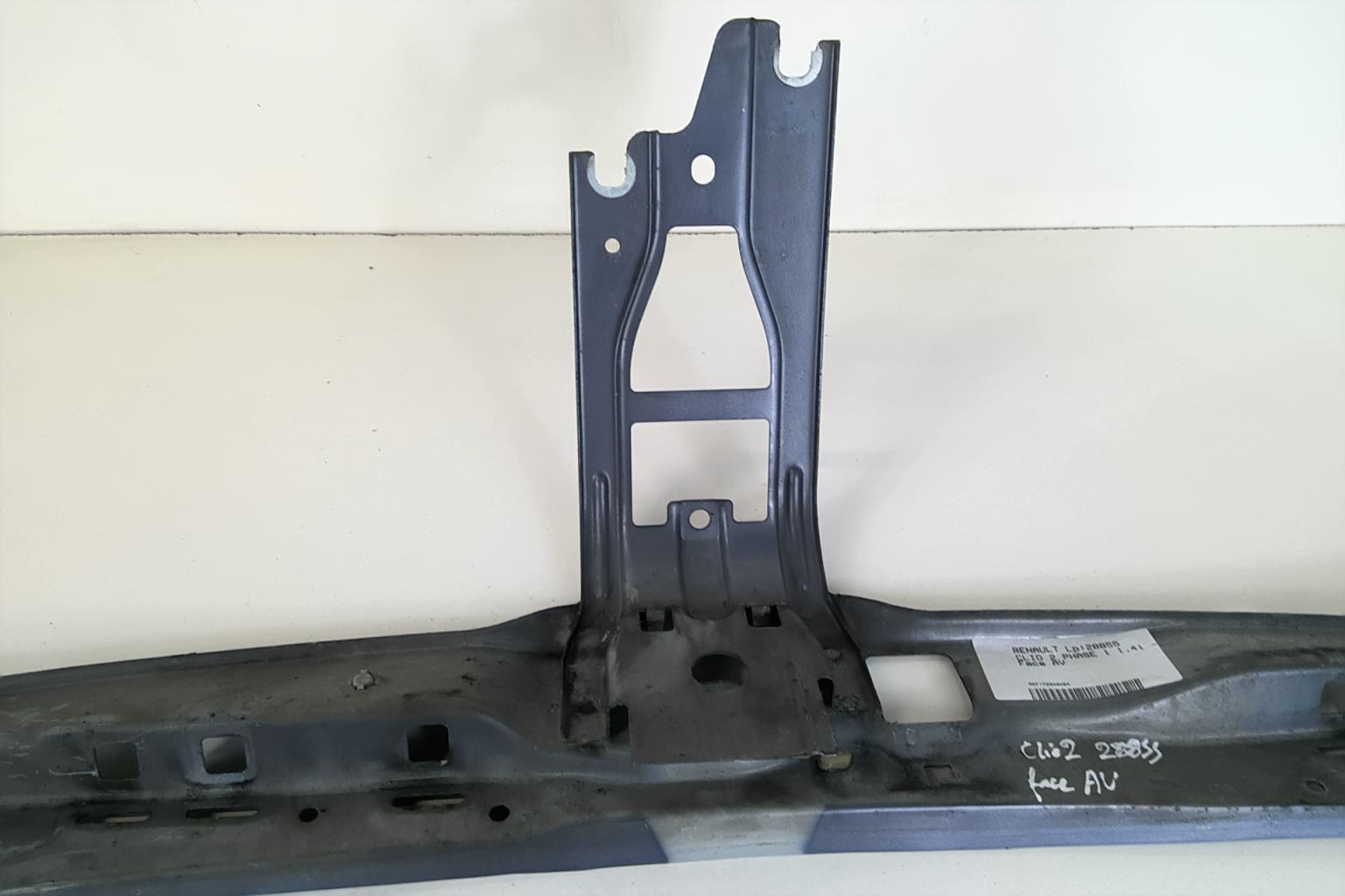 Face avant RENAULT CLIO 2 PHASE 1 Essence - 1