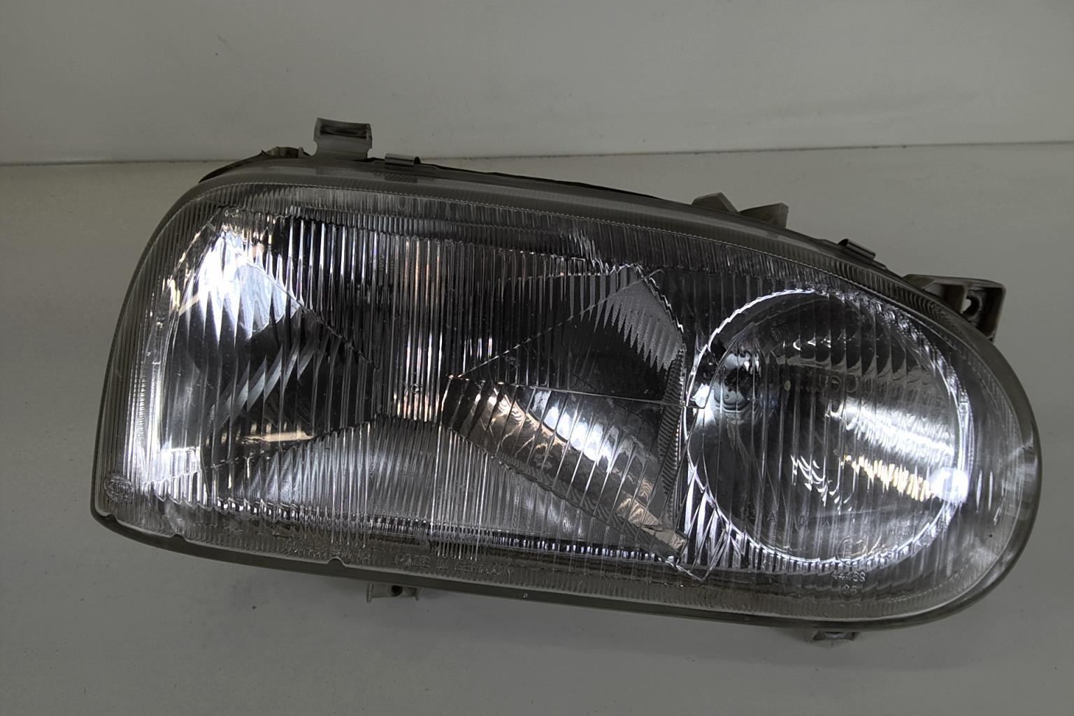Gruppo ottico anteriore principale destro (luci)(faro) VOLKSWAGEN GOLF 3 Gasolina - 1