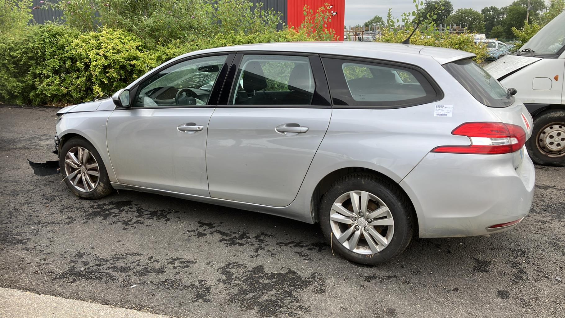 Maniglia portiera anteriore sinistra PEUGEOT 308 2 SW PHASE 1 BREAK Diésel - 1