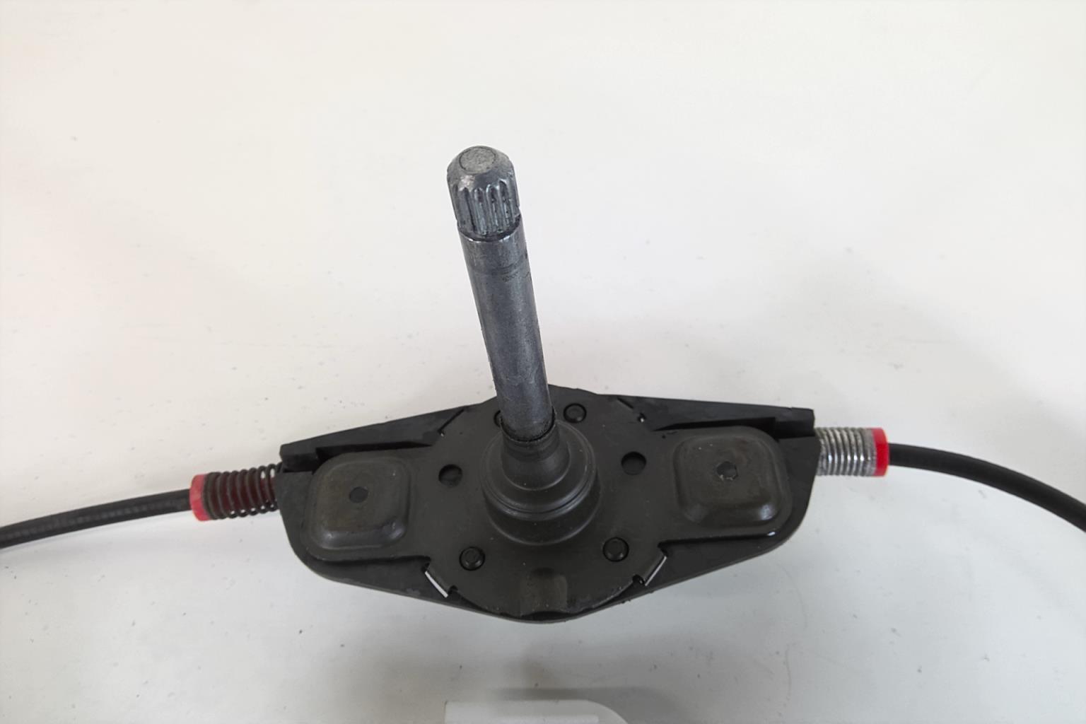 Alzacristalli manuale posteriore sinistro FORD FIESTA 5 PHASE 2 Diésel - 1