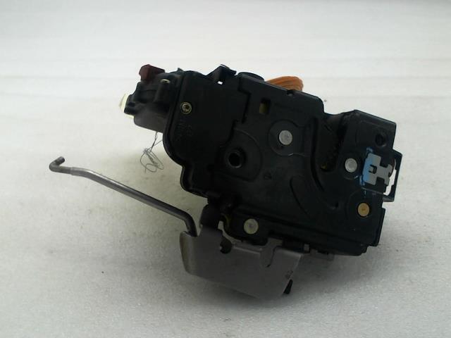 Serrure arriere gauche AUDI A4 2 AVANT PHASE 1 BREAK Diesel - 1
