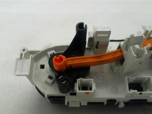 Commande chauffage PEUGEOT 208 1 PHASE 1 Diesel - 1