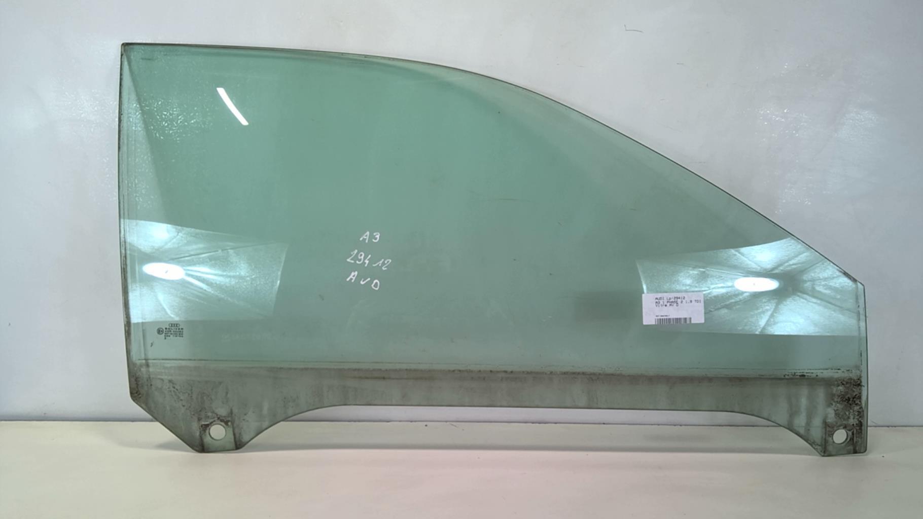 Vitre avant droit AUDI A3 1 PHASE 2 Diesel - 1